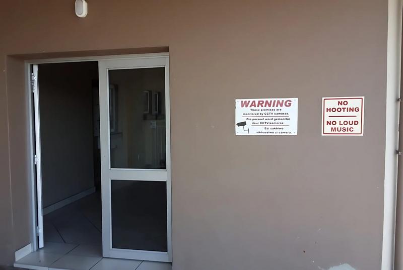 2 Bedroom Property for Sale in Heiderand Western Cape